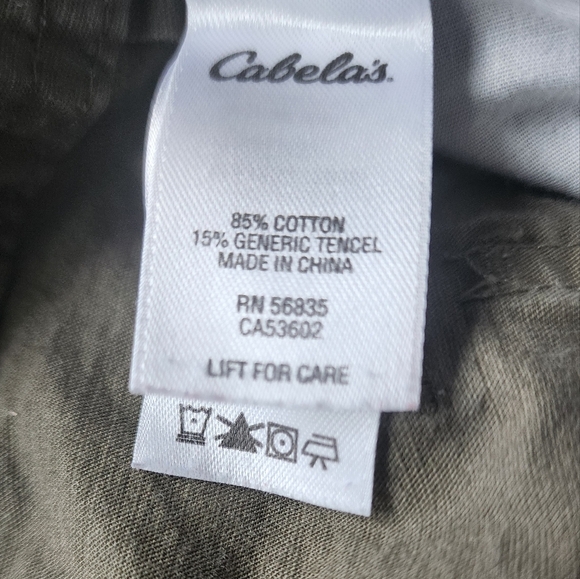 Cabela's Women's Cargo Shorts 7 Pockets Embroidered Logo on Front Pocket Size 18 - Picture 11 of 11